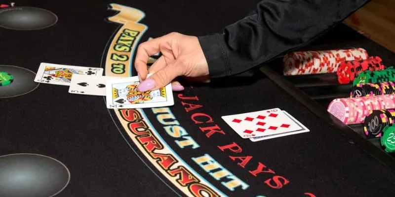 Bí quyết chơi blackjack giúp làm chủ ván bài 